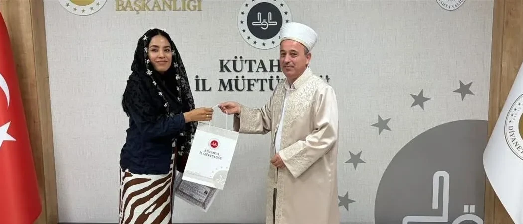 Meksikalı Rubi Ramirez Martinez Kütahya'da Müslüman oldu