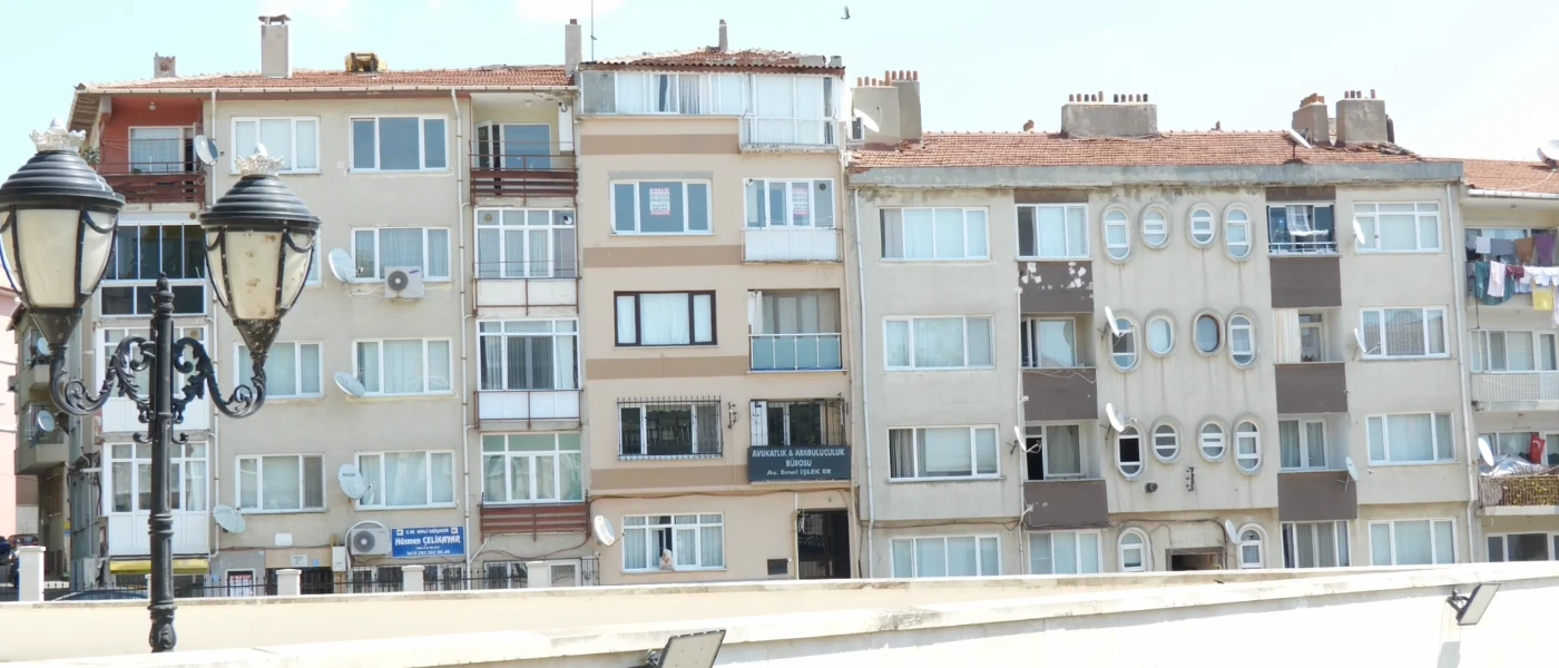 TEKİRDAĞ'DA KİRA FİYATLARI TIRMANIŞTA: YÜKSEK BEDELLER EN ÇOK SABİT GELİRLİYİ VURUYOR