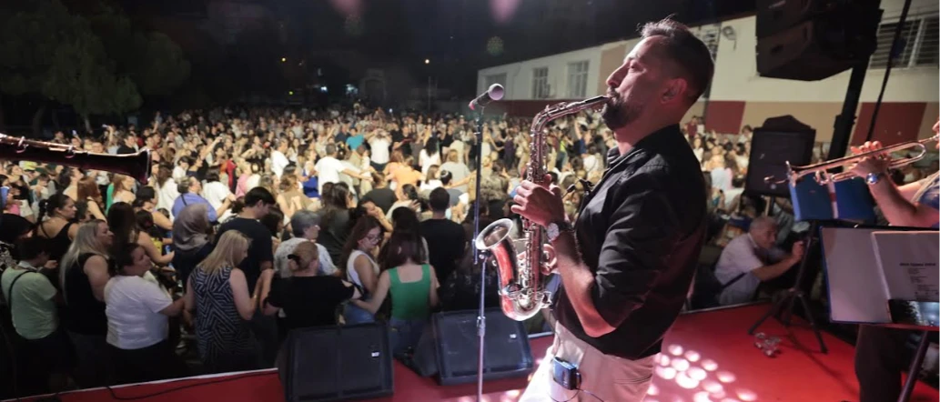İZMİR'DE BALKAN RÜZGARI… 18. GÜLTEPE RUMELİ ŞENLİĞİ COŞKUYLA GERÇEKLEŞTİ