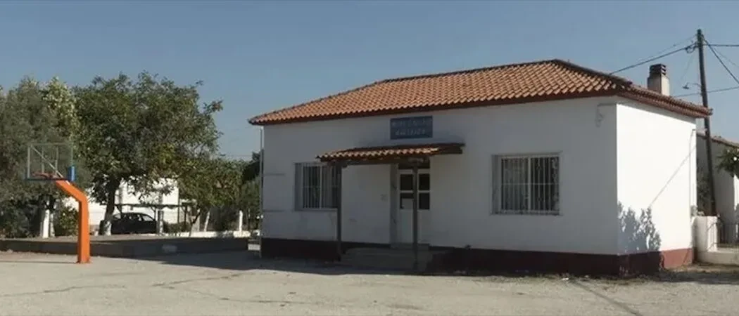 Batı Trakya Türklerinden Yunanistan'ın 8 Türk azınlık ilkokulunu kapatma kararına tepki