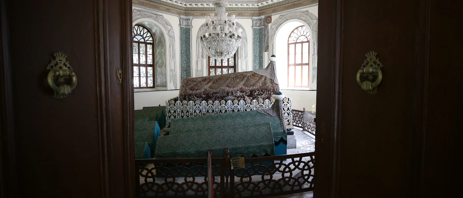 Cesareti, askeri dehası ve adaletiyle tarihe yön veren, cihan devletinin kurucusu: Osman Gazi