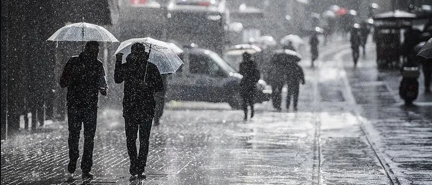 AKOM ve Meteoroloji’den Peş Peşe Uyarı: İstanbul ve Trakya’da 3 Gün Sürecek! Cumartesiye Dikkat…