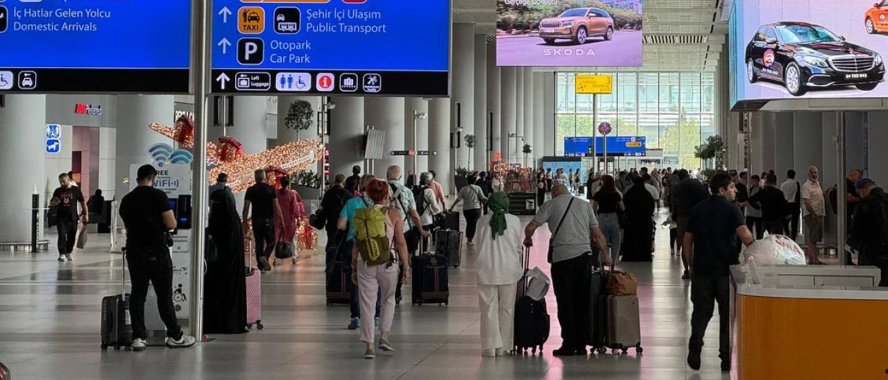 2025’te Dünyayı Gezdik… Türk vatandaşları 2025’te yurt dışında 9,6 milyar dolar harcadı
